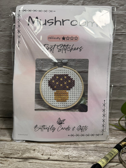 Beginner Cross Stitch Kit (First Stitcher)
