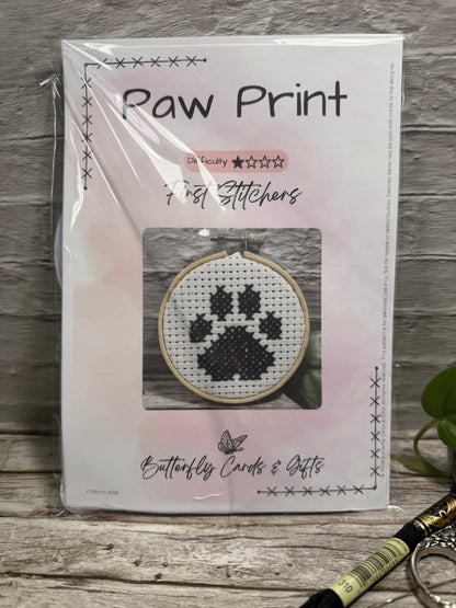 Beginner Cross Stitch Kit (First Stitcher)
