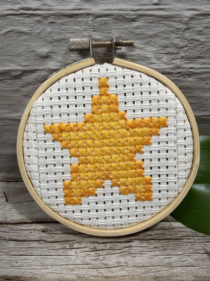 Beginner Cross Stitch Kit (First Stitcher)
