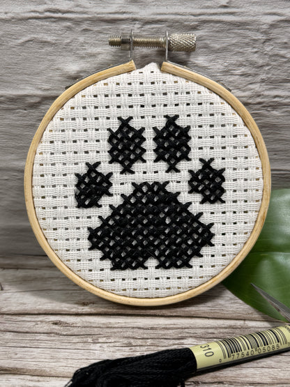 Beginner Cross Stitch Kit (First Stitcher)