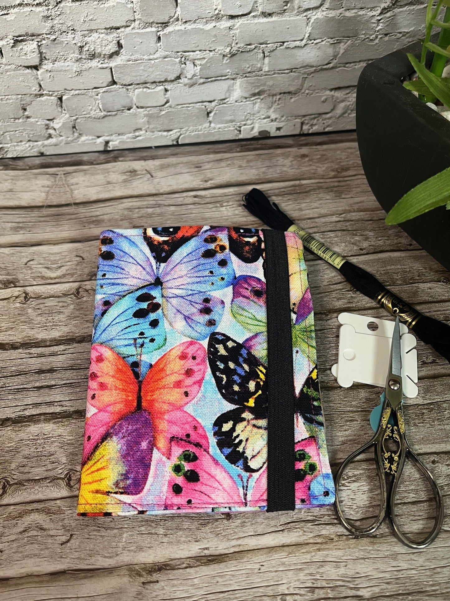 More Than a Needle Book Needle Book – Cross Stitch Tool Organiser