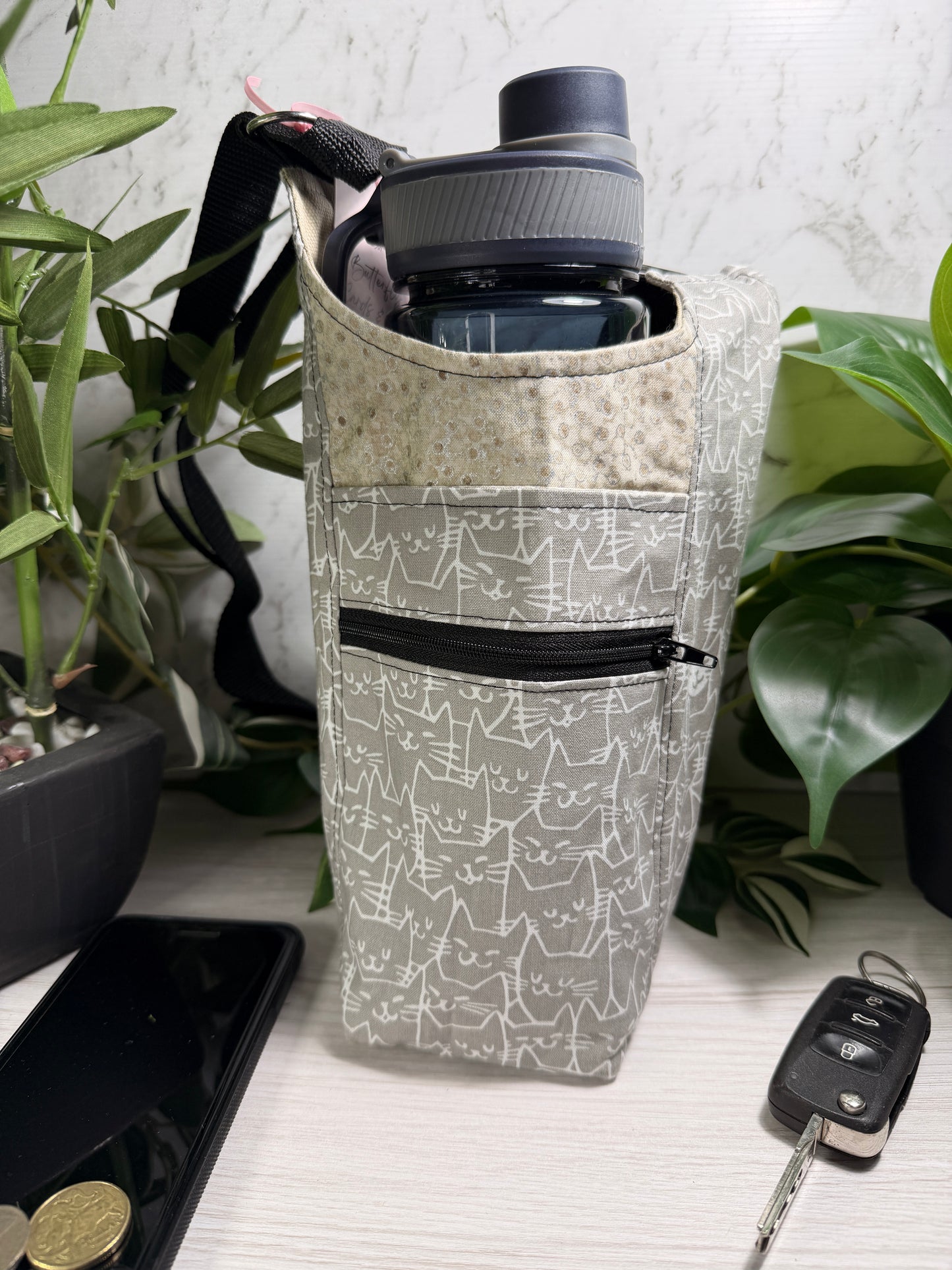 Drink Bottle Bag with Phone Pocket