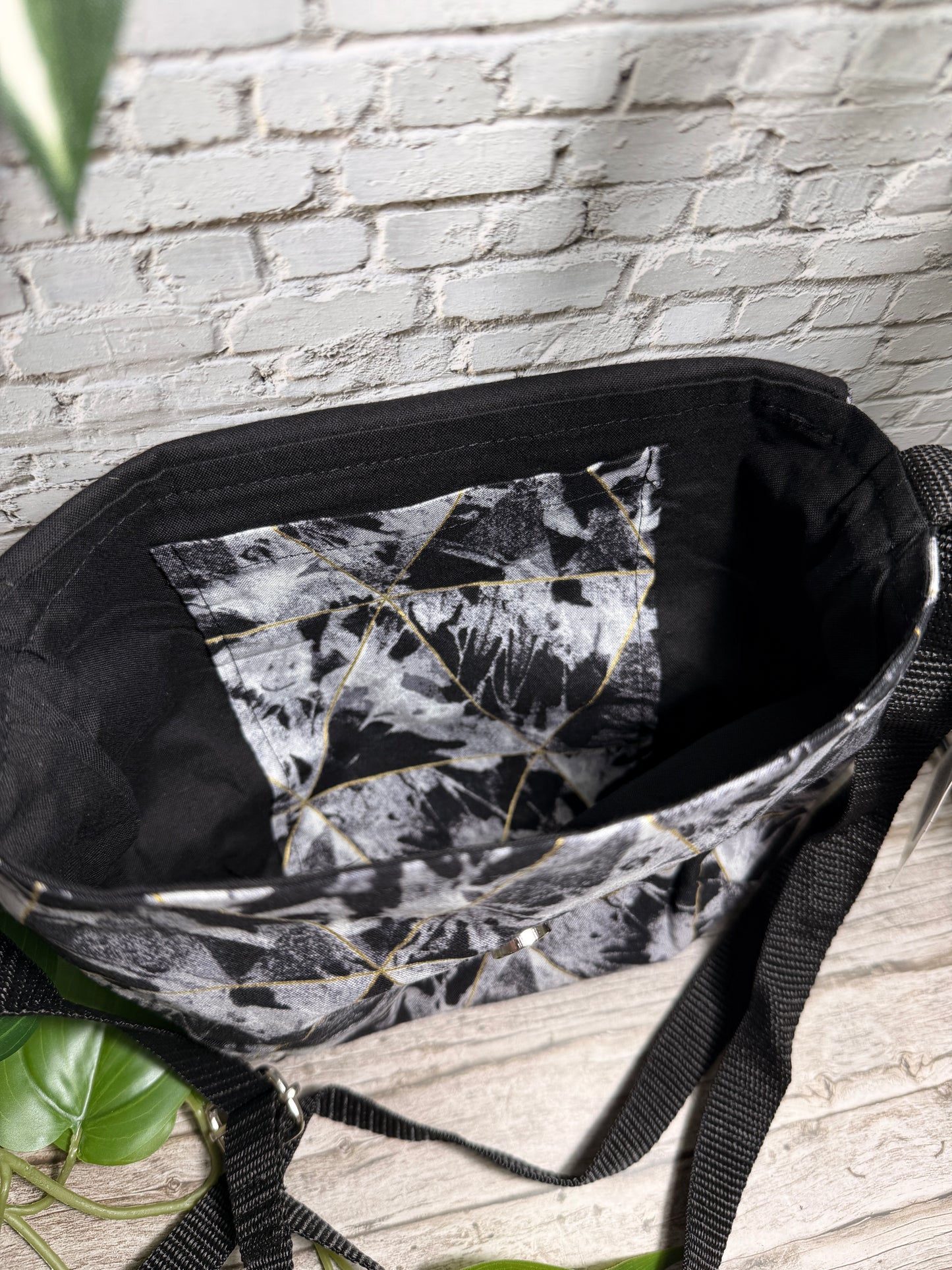 Everyday Crossbody Bag for Your Essentials