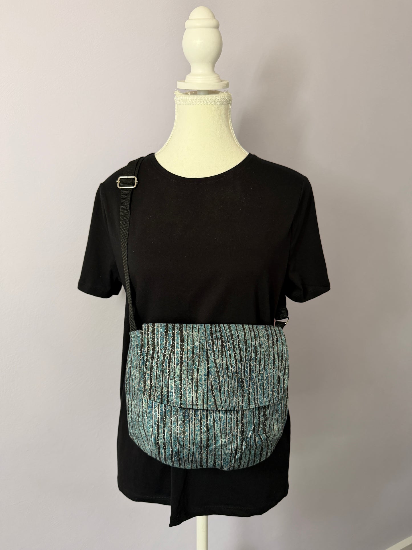 Everyday Crossbody Bag for Your Essentials