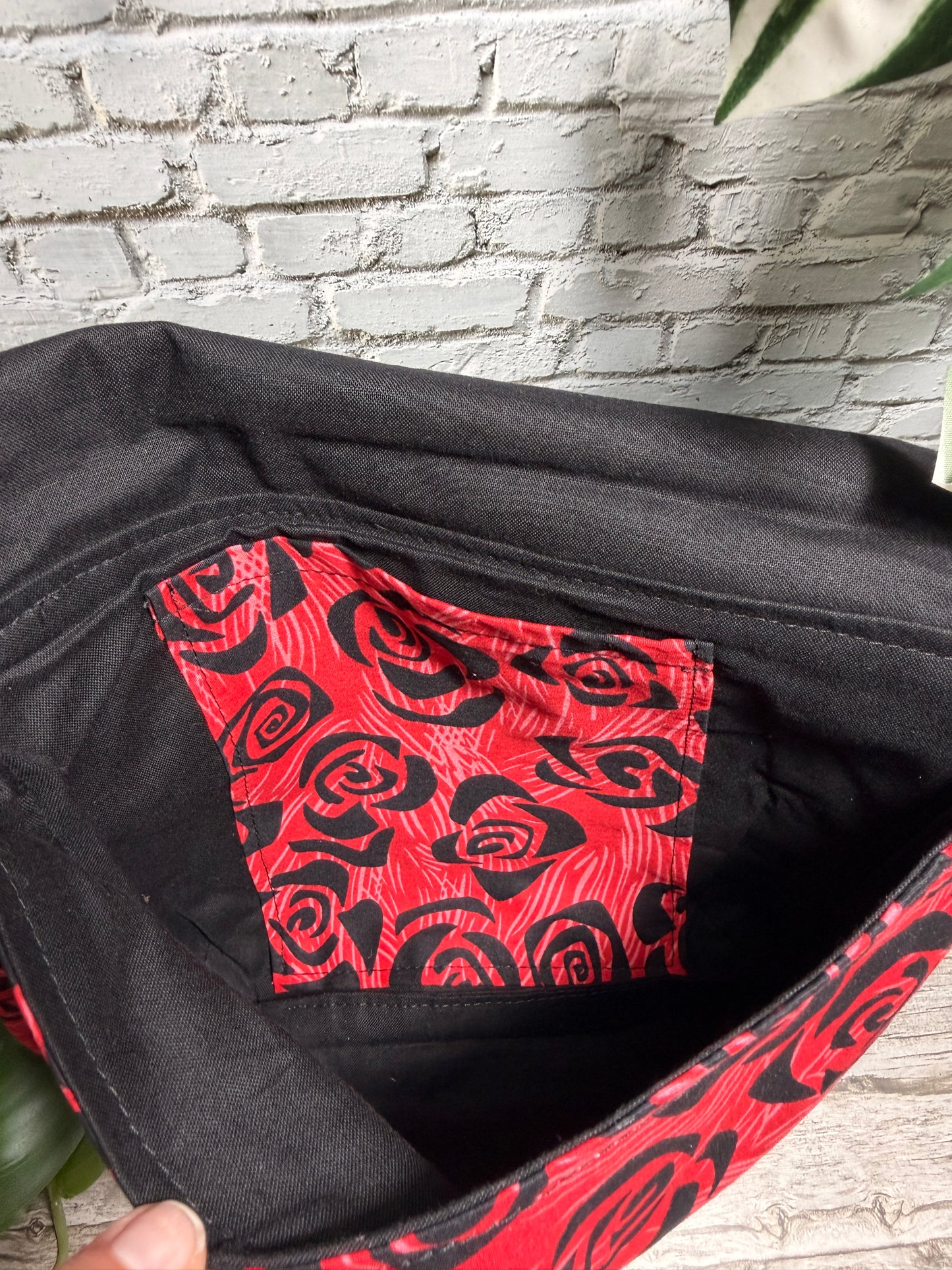 Everyday Crossbody Bag for Your Essentials