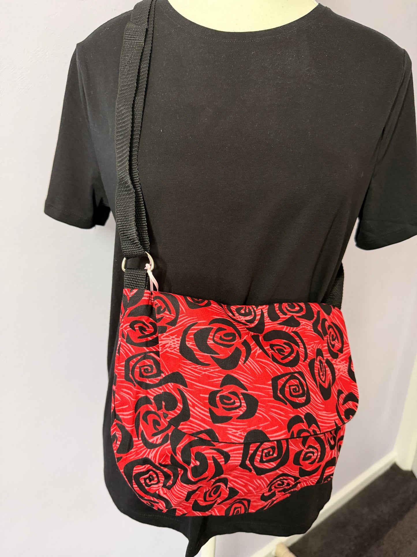Everyday Crossbody Bag for Your Essentials