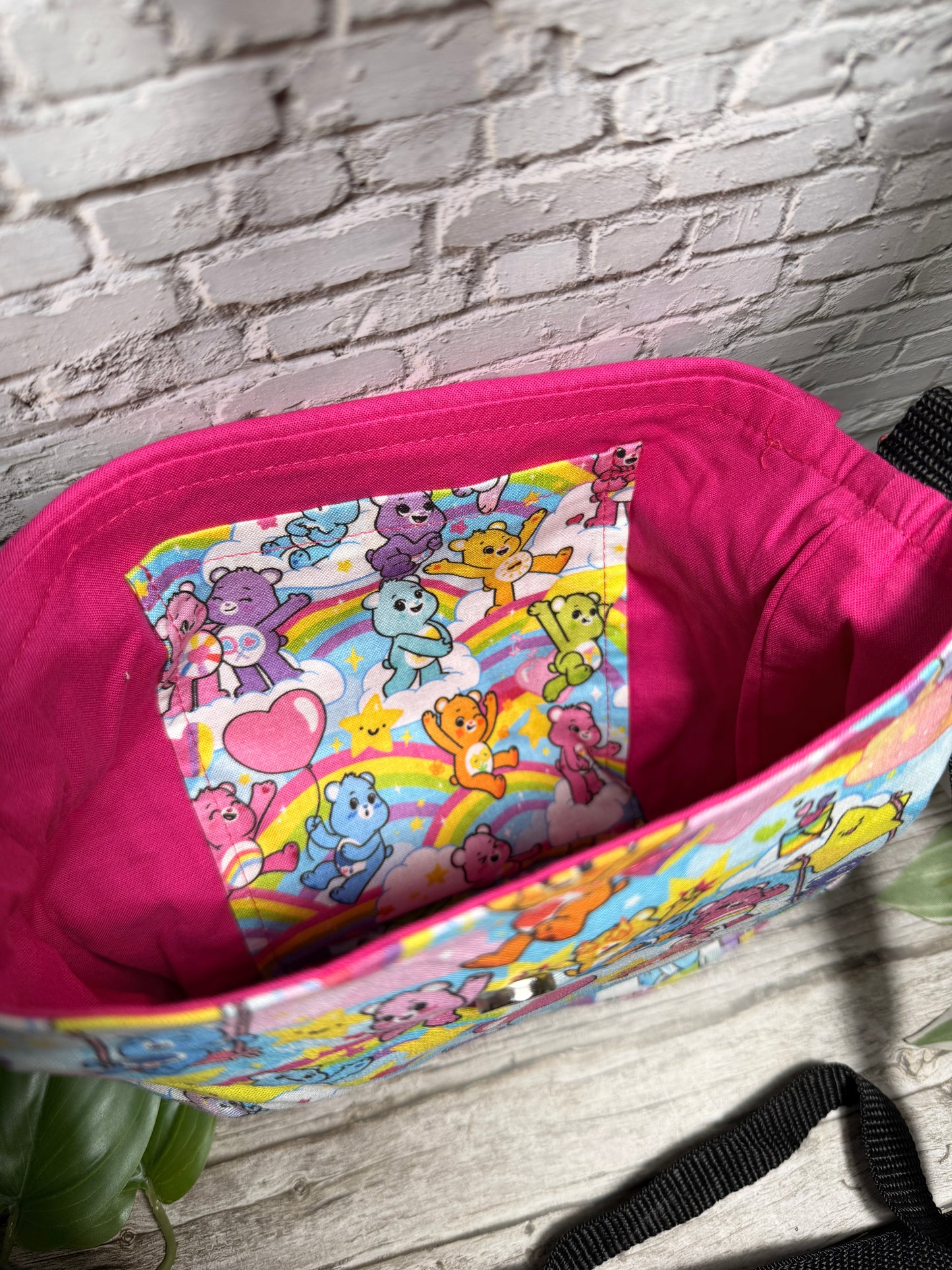 Everyday Crossbody Bag for Your Essentials