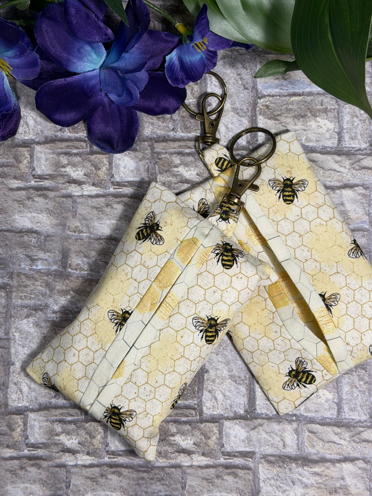 Pocket Tissue Holder with Clip
