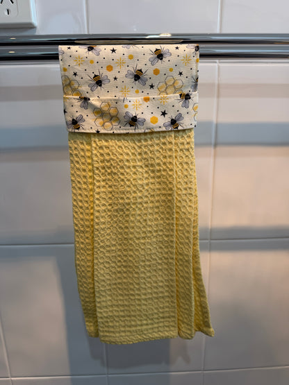 Hanging Tea Towel for Kitchen & Bathroom