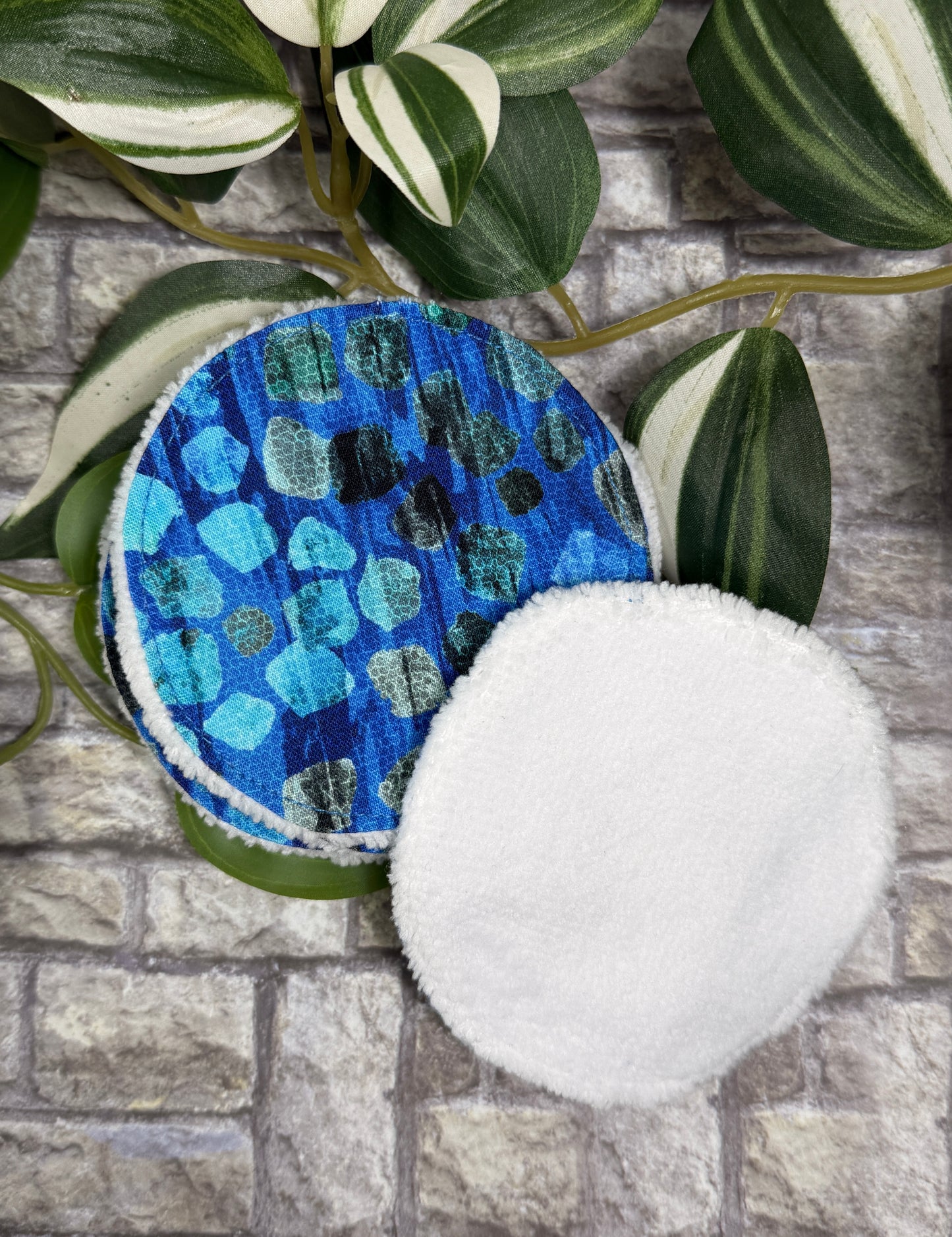 Reusable Face Cleansing & Makeup Remover Pads